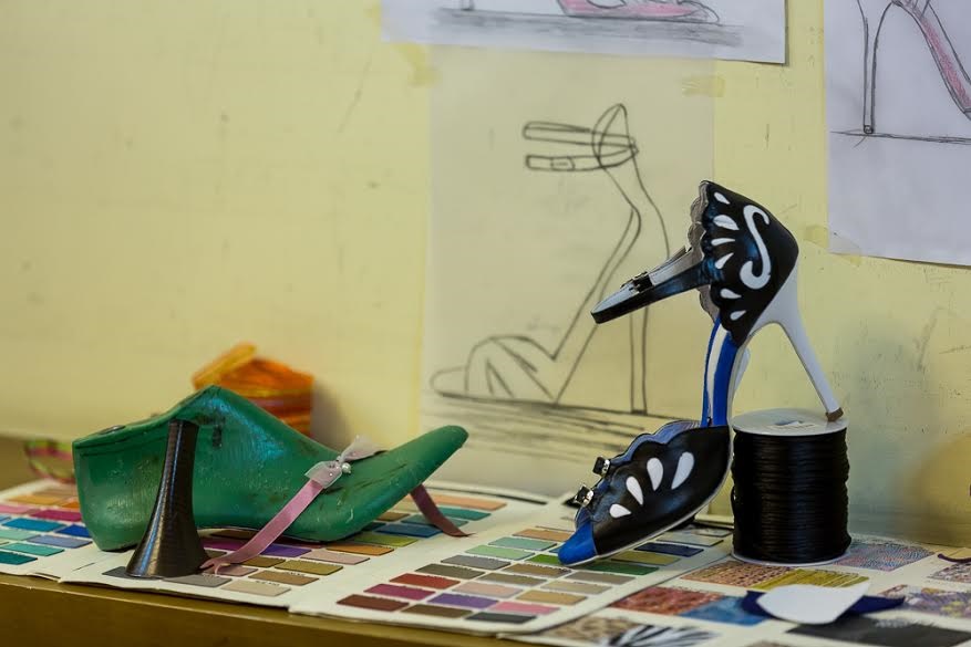 Σιδερης παπούτσια