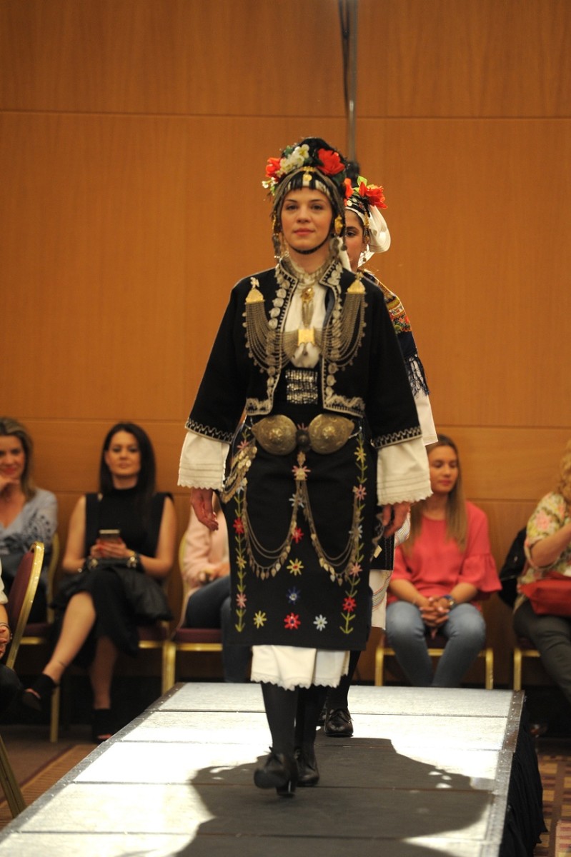 ΛΥΚΕΙΟ ΕΛΛΗΝΙΔΩΝ ΛΑΡΙΣΑΣ 2017 ΕΠΙΔΕΙΞΗ (15)