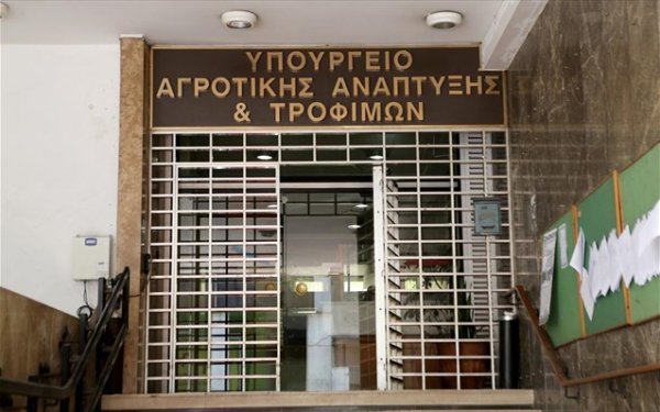 Απογοήτευση από αγρότες και κτηνοτρόφους Λάρισας μετά την συνάντηση με την ηγεσία Υπ. Αγροτικής Ανάπτυξης
