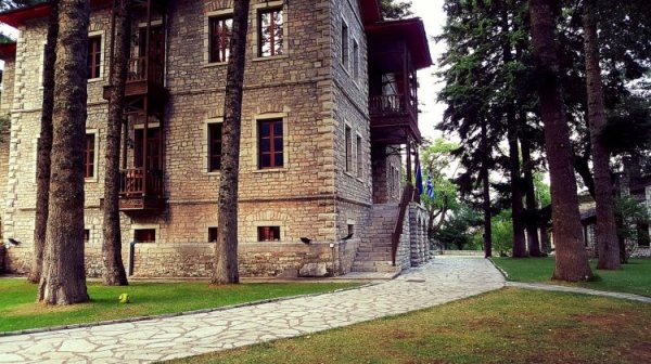 Ζητείται έμπειρος σεφ για το «Αρχοντικό Χατζηγάκη»
