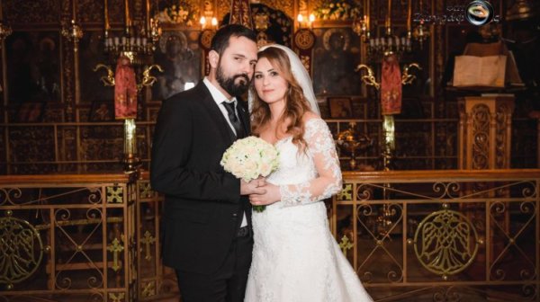 Παντρεύτηκε ο φαρμακοποιός Βασίλης Τσιούτσιας με τη Νατάσσα Γρατσάνη