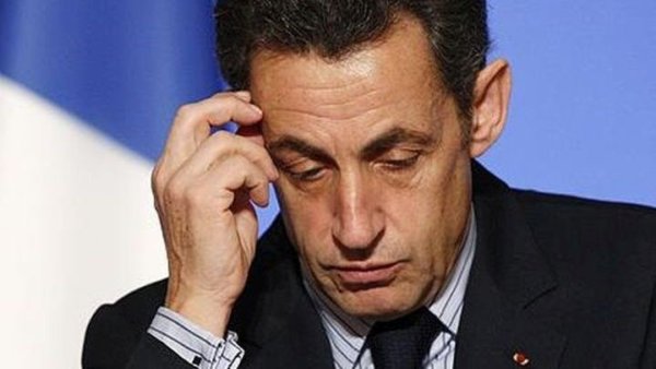 “Προσευχήθηκα για να αντέξω”: Οι μέρες του Σαρκοζί στη φυλακή