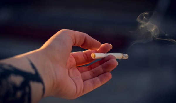 5 λανθασμένες πληροφορίες για τα υποκατάστατα νικοτίνης