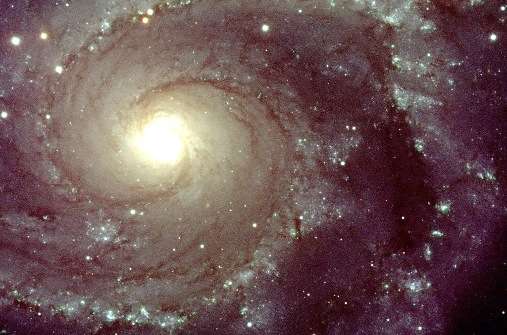 Ο γαλαξίας  NGC 2997 στον αστερισμό της Αντλίας