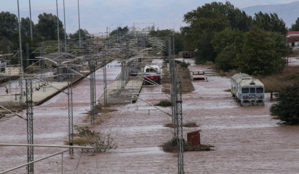 Μία η καταστροφή, πολλά τα ερωτήματα*