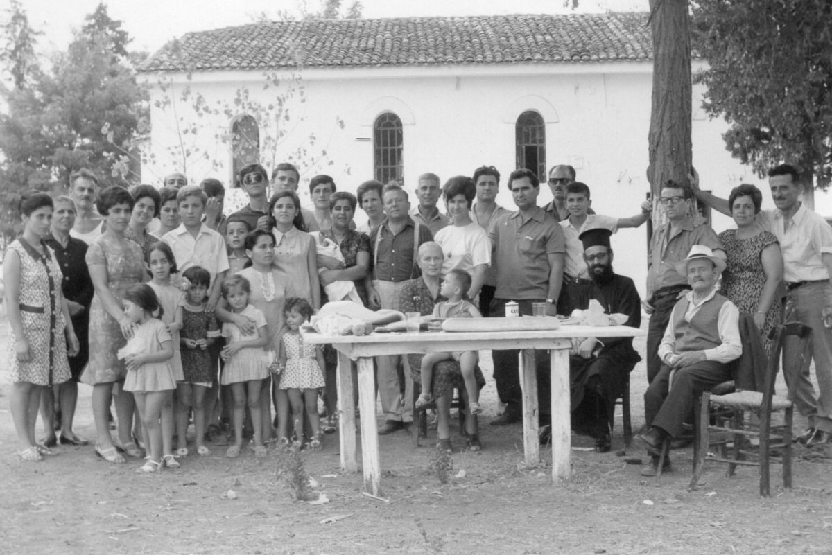 Από το αρχείο της Βασιλικής Σακελλαρίου, Λένας Γκουσιάρη και Δήμητρας Παιδή