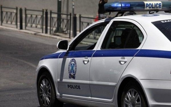 Θεσσαλονίκη: Παιδί 4,5 ετών βρέθηκε να περιφέρεται μόνο του στις Συκιές – Συνελήφθησαν οι γονείς του