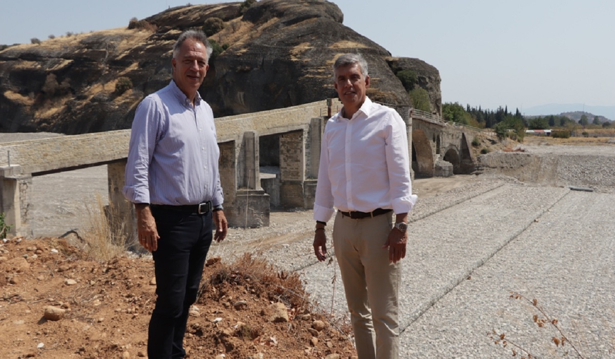 Την πέτρινη τοξωτή γέφυρα της Σαρακίνας στερεώνει η Περιφέρεια Θεσσαλίας - larissanet.gr