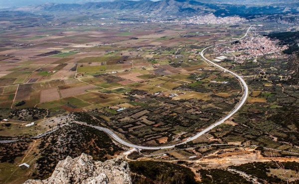 ΥΠΑΑΤ: Εκδόθηκε ο προσωρινός πίνακας αποτελεσμάτων για τα έργα αγροτικής οδοποιίας – 194 εκατ. ευρώ, για 365 έργα, σε 123 δήμους