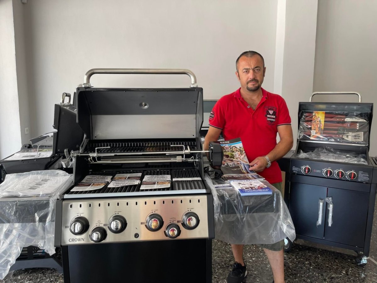 Ο κ. Τσελνίκ Αντεμάι