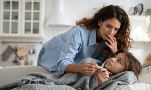 Σαρώνει η γρίπη: 12 θάνατοι και 19 νέες νοσηλείες στη ΜΕΘ σε μία βδομάδα