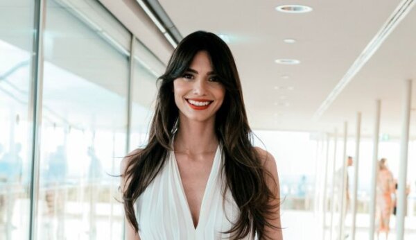 Ηλιάνα Παπαγεωργίου: Οι πασαρέλες, το GNTM και ο γάμος στα σκαριά