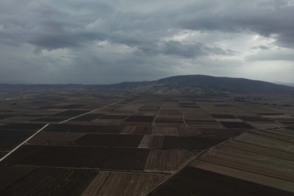 Συννεφιά και τοπικές βροχές την Τρίτη στη Θεσσαλία