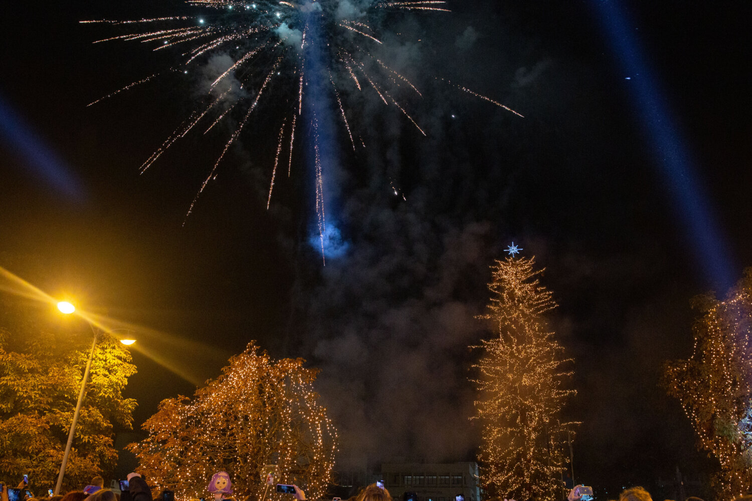 202311221959482865 | Lamianow.gr