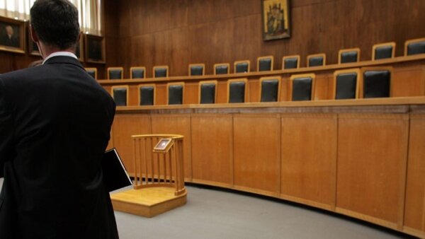 Ρόδος: Εργαζόμενος έπεσε θύμα σεξουαλικής παρενόχλησης από προϊστάμενο του μπροστά στα μάτια της συντρόφου του