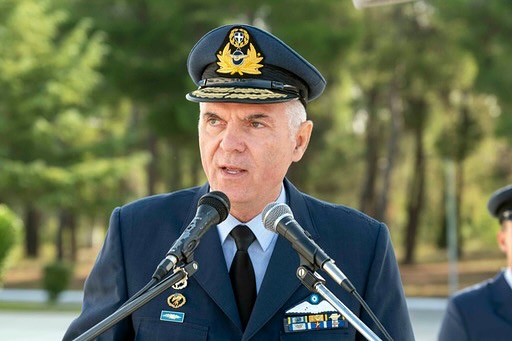 Ο κ. Κωνσταντίνος Καραμεσίνης