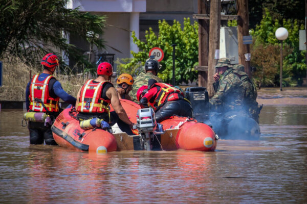 Δύο αποφάσεις που έθεσαν σε κίνδυνο συμπολίτες μας στη δοκιμασία του Daniel…