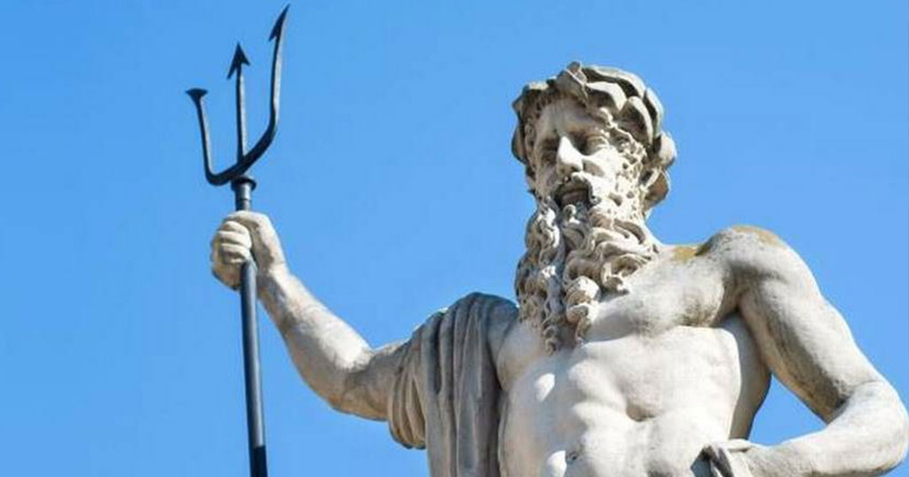 Σύγχρονο εικαστικό γλυπτό του Ποσειδώνα