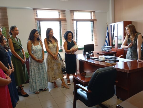 Διεύθυνση Πρωτοβάθμιας Εκπαίδευσης Λάρισας: Ορκίστηκαν 21 νεοδιόριστοι εκπαιδευτικοί και μέλη ΕΕΠ - ΕΒΠ (φωτ.)