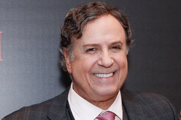 Χάρης Ρώμας: Υπάρχει μια ιδέα να γίνει μια μίνι σειρά το «Κωνσταντίνου και Ελένης»