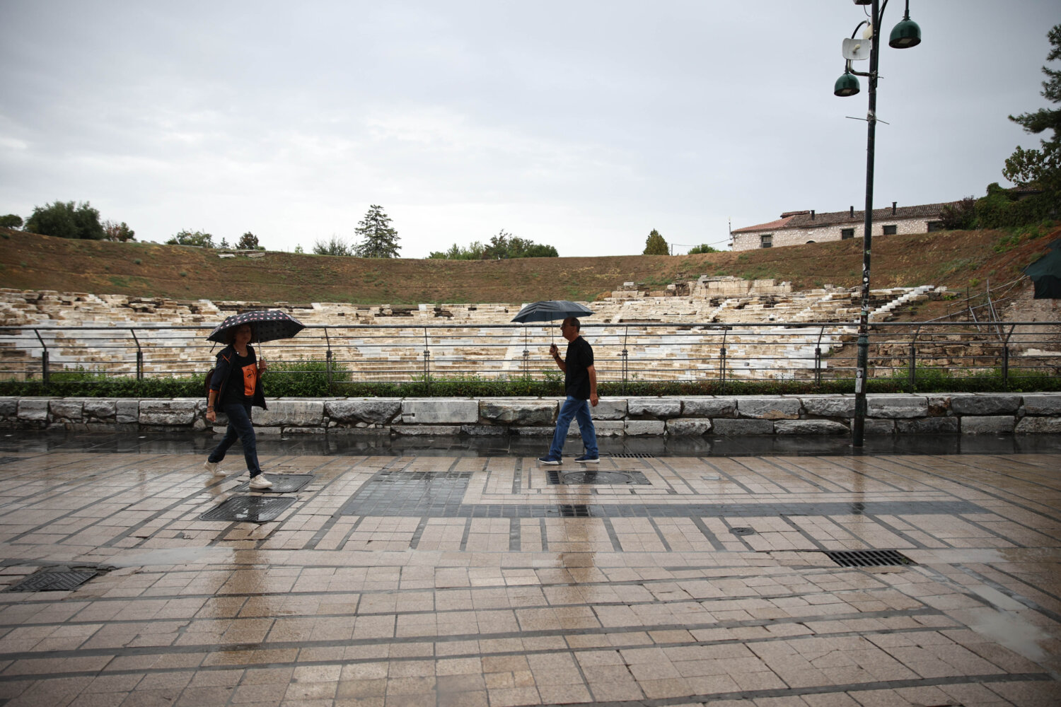 ΒΡΟΧΗ (2)