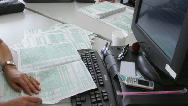 H ΑΑΔΕ πατάει το κουμπί των δηλώσεων – Οι παγίδες