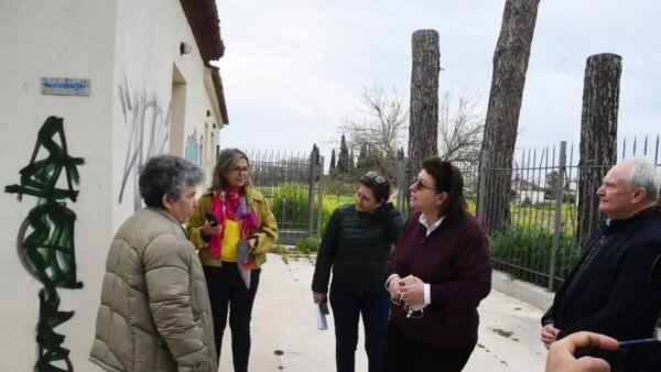 Σιωπή μιλάει η υπουργός… Γράφει ο Άκυς Μητσούλης