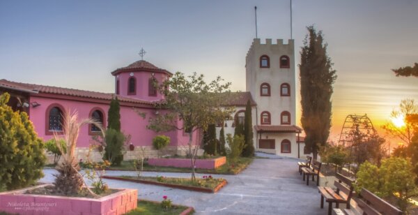 Πανηγυρίζει η Ι.Μ. Αγίου Ραφαήλ Πυργετού