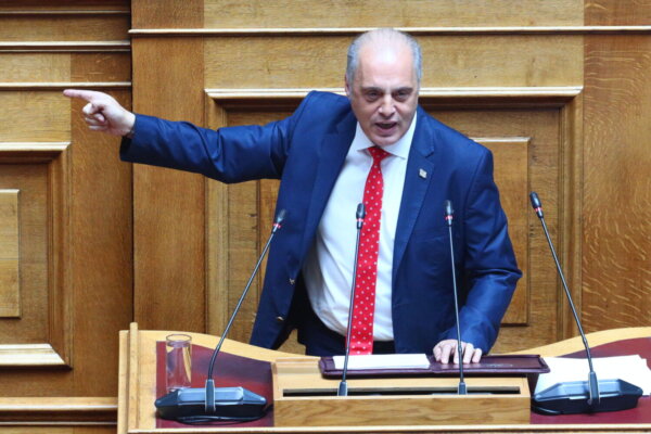 «Ανάγκη ενίσχυσης του Α.Τ. Τεμπών Λάρισας σε προσωπικό» – Ερώτηση του Κυρ. Βελόπουλου στη Βουλή