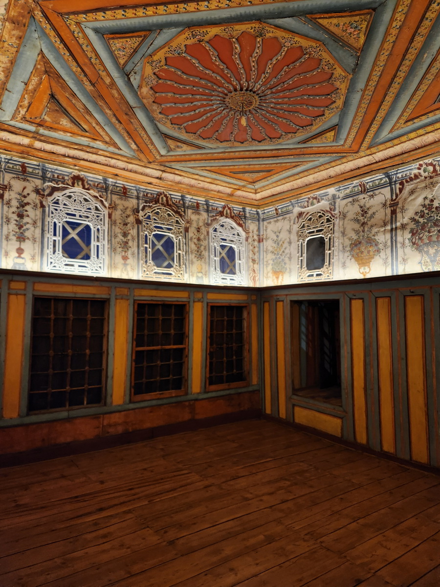 202507101312595597 | Lamianow.gr