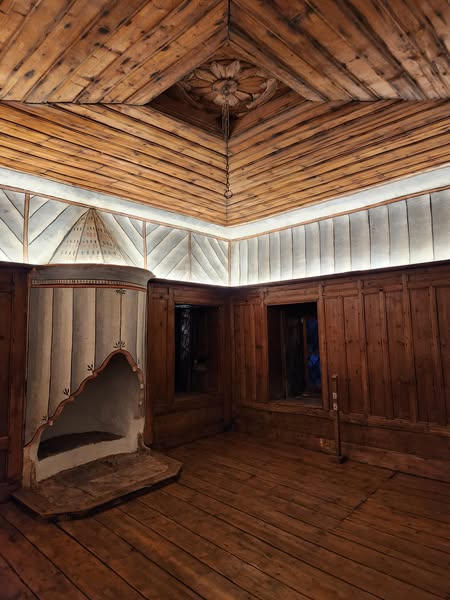 202507101313036551 | Lamianow.gr