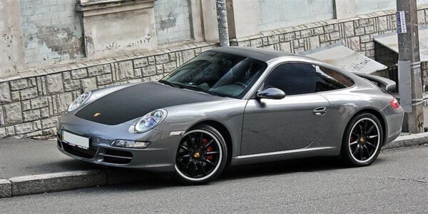 Νέες απολύσεις ετοιμάζει η Porsche