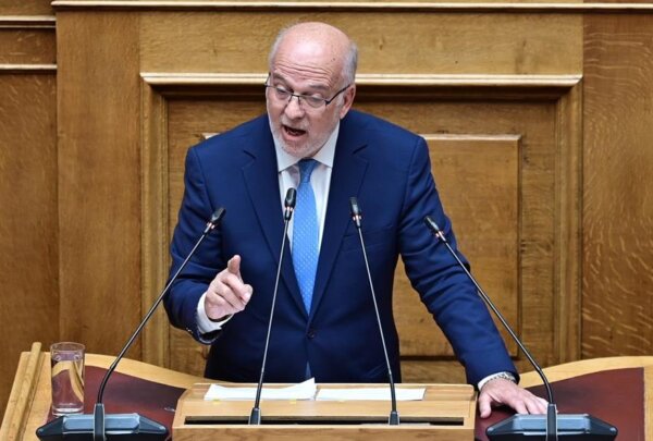 Φλωρίδης για οπαδική βία: «Θα αντιμετωπιστεί και στη Θεσσαλονίκη, πιστεύω σε λίγο θα εξαρθρωθεί το σύμπαν εδώ»