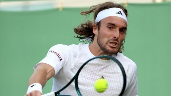 Ηττήθηκε ο Τσιτσιπάς από τον Μαροζάν