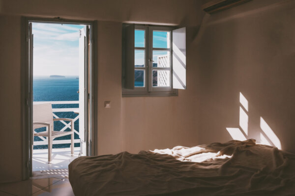 Sleep Τourism: H νέα ταξιδιωτική τάση που εστιάζει αποκλειστικά στον ποιοτικό ύπνο