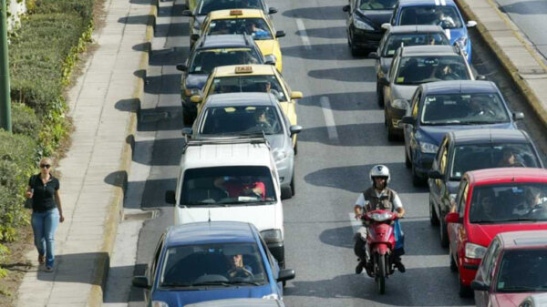 Ποιος πληρώνει τις ζημιές σε τροχαίο ατύχημα με ανασφάλιστο όχημα;