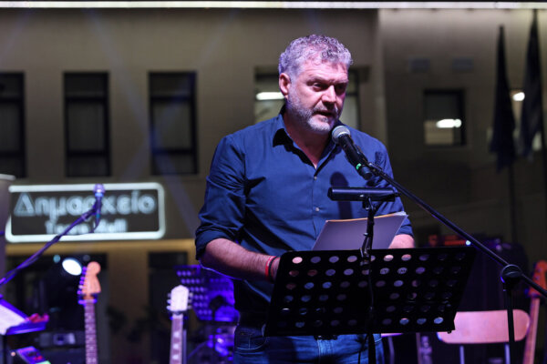 Παρέμβαση Γκουντάρα με μηνύματα: «Το νερό είναι και θα παραμείνει δημόσιο αγαθό» (φωτ.)
