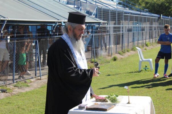 Αγιασμός στις Ακαδημίες του Απόλλωνα Λάρισας