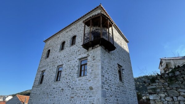Εγκαινιάζεται στον Πύργο Καραμίχου η έκθεση «Ρυθμοί της Γης, Ανάσες των Ανθρώπων…»