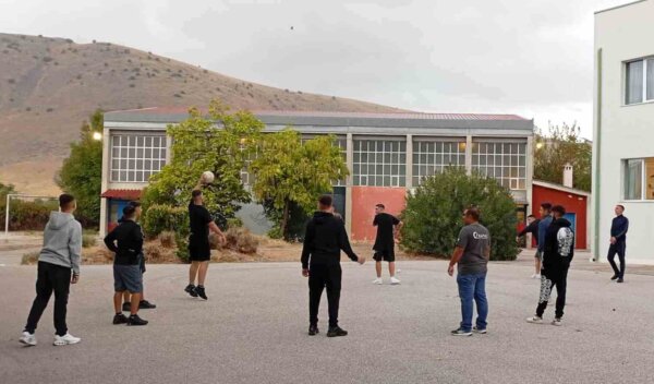 Η Πανελλήνια Ημέρα Σχολικού Αθλητισμού στο ΕΠΑΛ Τυρνάβου
