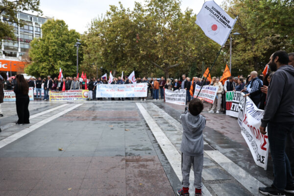 Κάλεσμα του Συνδικάτου Κλωστοϋφαντουργίας Ιματισμού ν. Λάρισας στην απεργία της Τρίτης