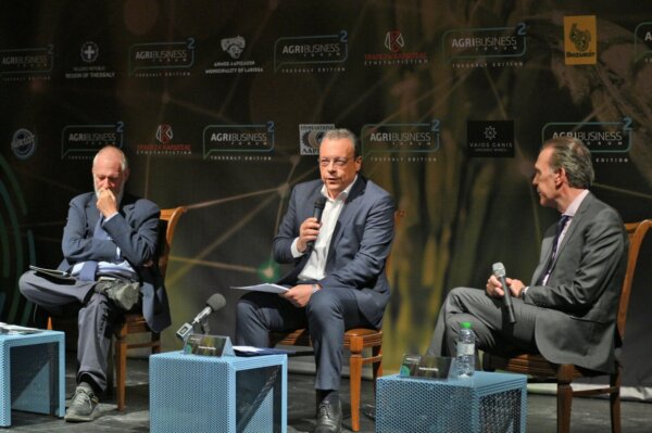 Φάμελλος από Λάρισα: «Ο αγροτικός κόσμος πληρώνει τα αποτελέσματα μιας κυβέρνησης διαφθοράς και διαπλοκής»