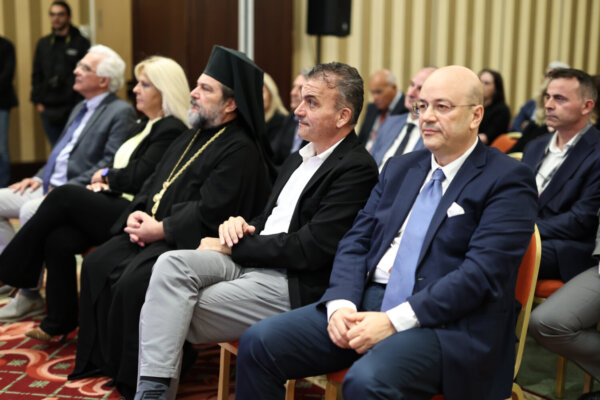 Ξεκίνησε το 28ο Διεθνές Καρδιολογικό Συνέδριο Κεντρικής Ελλάδας στη Λάρισα (φωτ. & βίντεο)