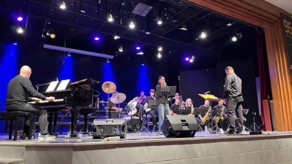 Η πορεία της Big Band από το ’30 μέχρι σήμερα – Επιτυχημένη συναυλία στο ΔΩΛ (φωτ.)