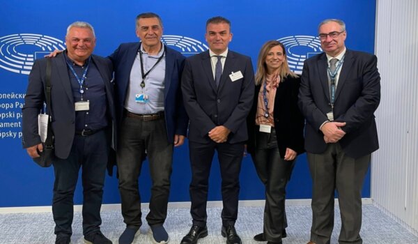 Με Κουρέτα και Μαμάκο στις Βρυξέλλες ο Δ. Μαμμωνάς