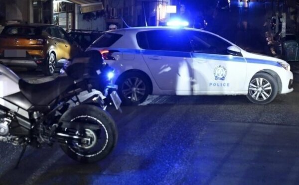 Βόλος: Μεθυσμένος οδηγός τραυμάτισε μοτοσικλετιστή και τον καταδίωξε ο αδελφός του θύματος