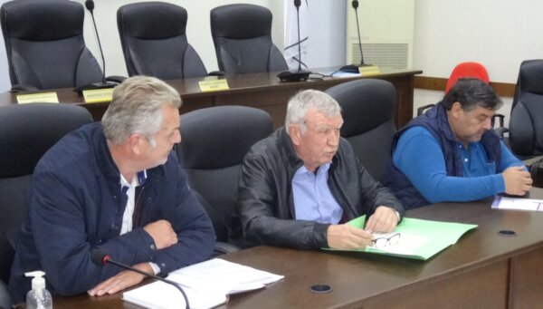 Επαφές – ενημερώσεις του Θ. Νασιακόπουλου με τους Προέδρους των ΔΕ Νίκαιας και Πλατυκάμπου (φωτ.)