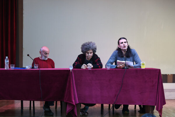 «Αναμνήσεις ενός κοριτσιού»: Παρουσιάστηκε στη Λάρισα το βιβλίο της Μαργαρίτας Θεοδωράκη (φωτ.)