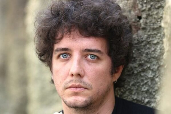 Ο Χρυσόστομος Τσαπραΐλης σήμερα στο βιβλιοπωλείο PROSPERUS