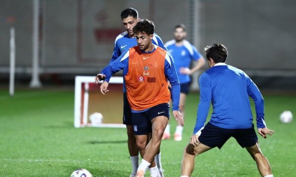 Εθνική Ελλάδας: Ξεκίνησε η προετοιμασία σε δύο γκρουπ – Πρώτη για Τεττέη και Κωστούλα